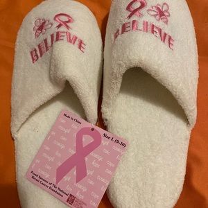 Soft ladies hime slippers.